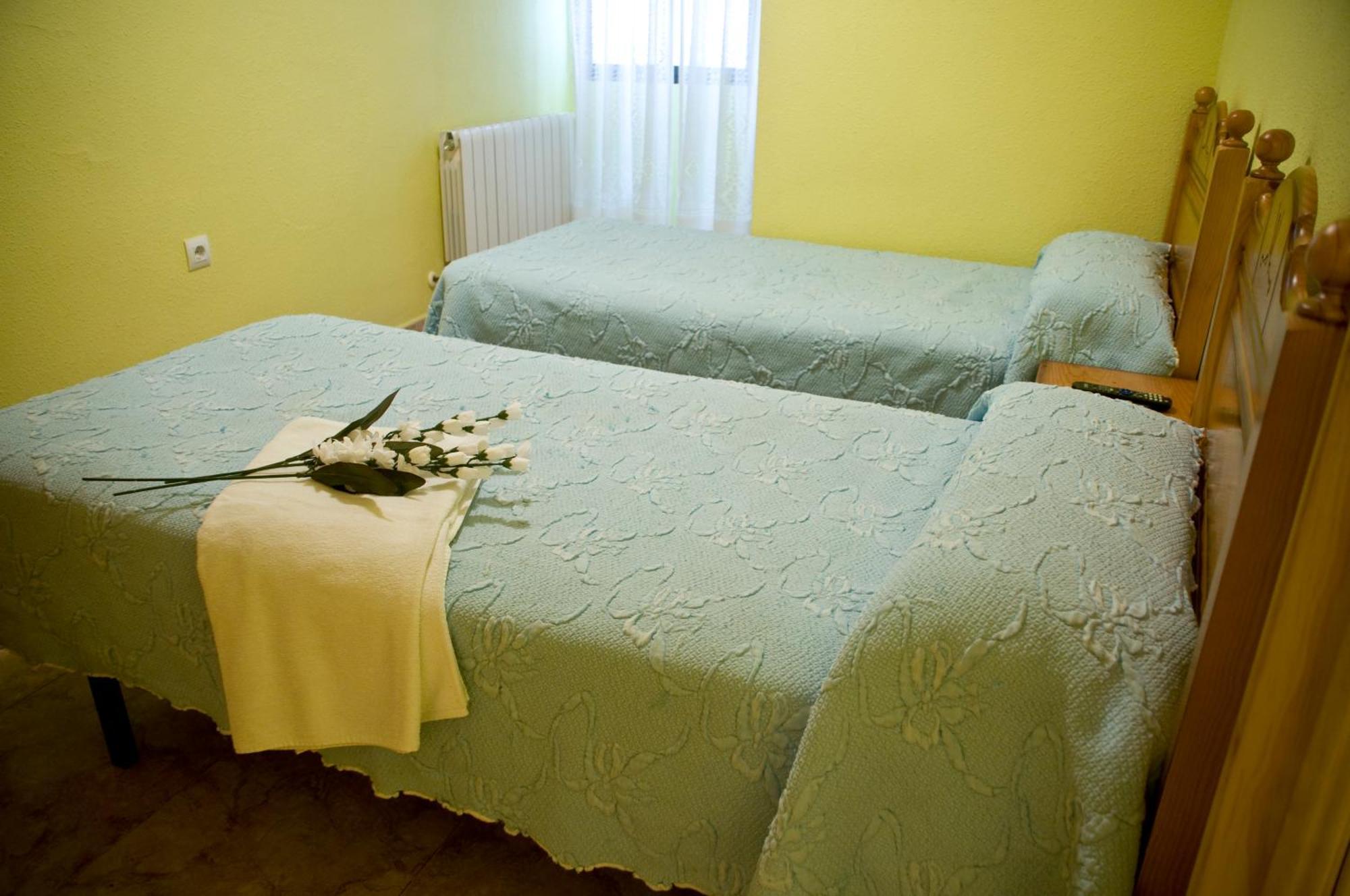 Pension Aries II Cuenca  Eksteriør bilde